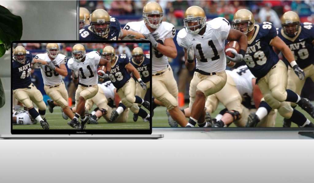 Screen mirroring football from Macbook to Toshiba TV